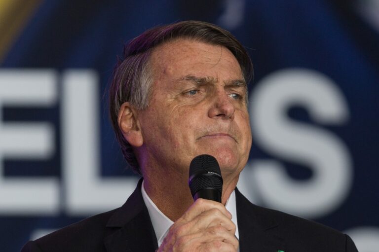 2 seguidores de Bolsonaro son condenados a la cárcel tras intento de atentado en Brasilia