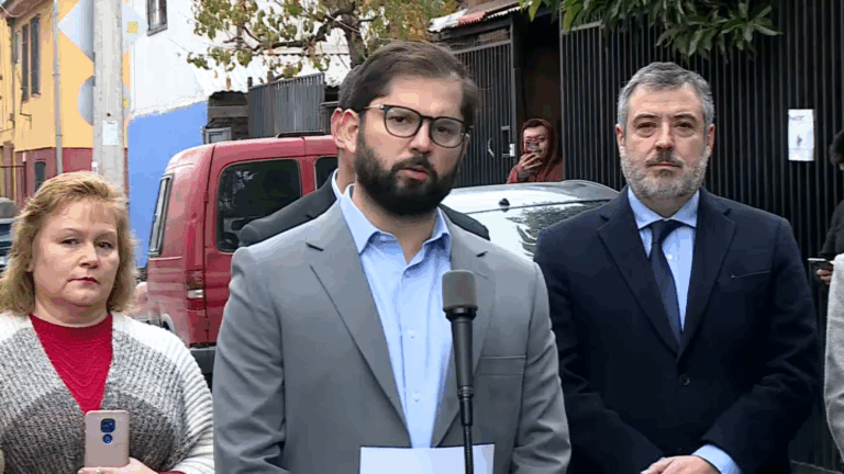 Isapres: Pdte. Boric insiste en que el Gobierno sigue disponible a escuchar alternativas y 