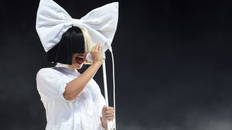 La cantante Sia reveló que es autista