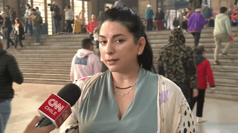 Mujer denuncia supuesta suplantación de identidad en local de votación: Libro ya estaba firmado