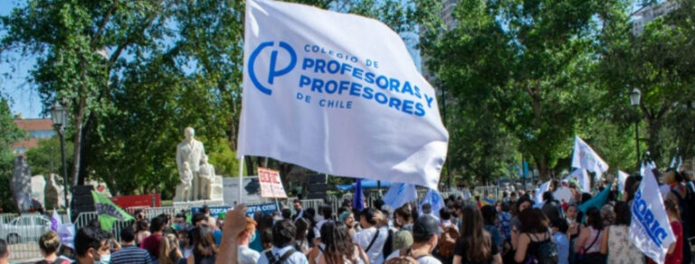 Colegio de Profesores convoca movilización nacional: Acusan 