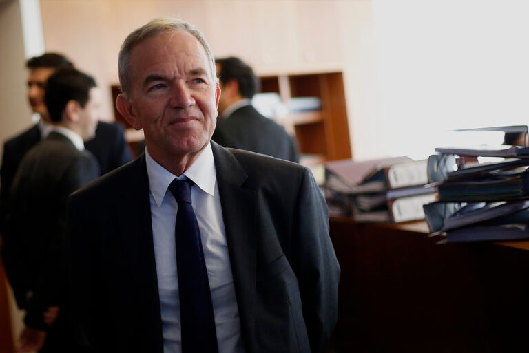 Presunto uso de información privilegiada: Fiscalía pide formalizar a Gabriel Ruiz-Tagle por venta de acciones de Colo Colo