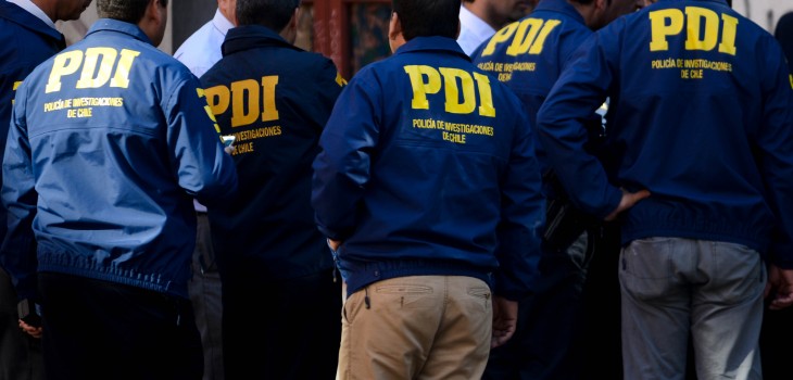 Hallan a pareja de adultos mayores muertos al interior de domicilio en Coronel