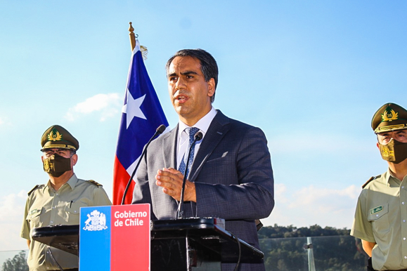 Interpelación a Carolina Tohá: Oficialismo acusa que asesor del Ejército colaboró con Andrés Longton en libelo
