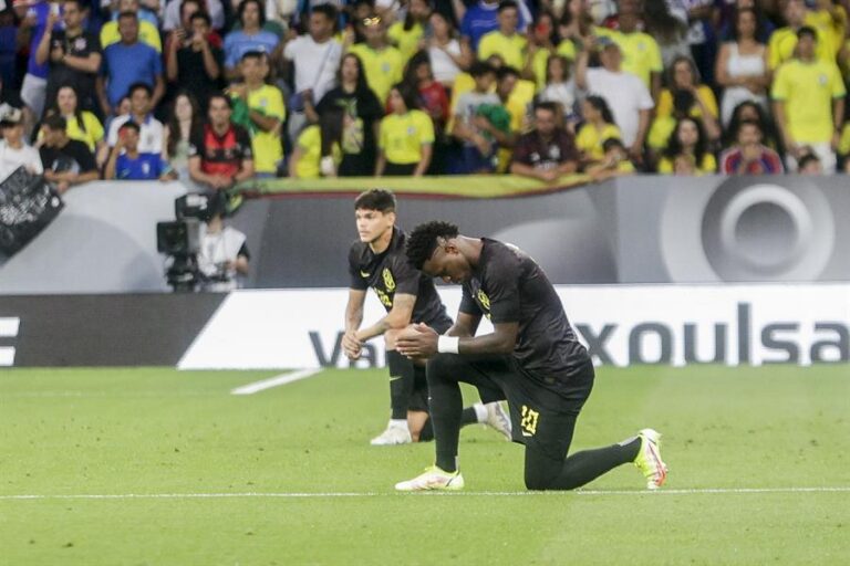 Selección de Brasil se viste de negro por primera vez en su historia en protesta contra el racismo
