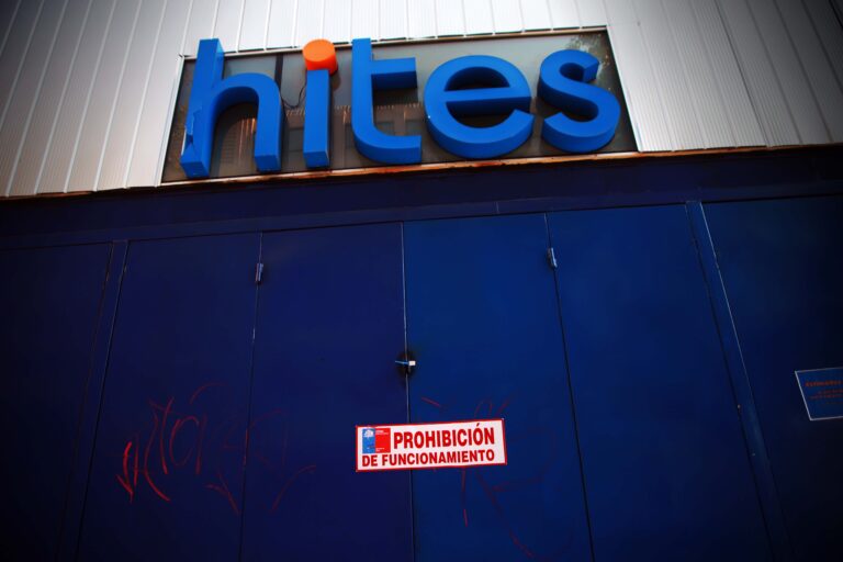 Calvin Klein presentó una querella contra Hites por delitos de falsificación de ropa interior