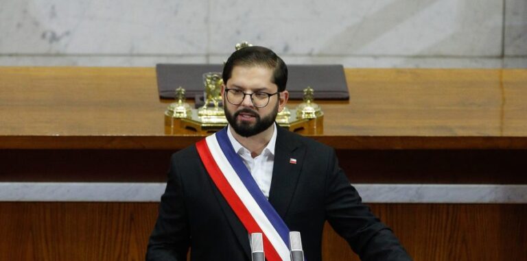 Gobierno insistirá en julio que se retome la tramitación de la reforma tributaria