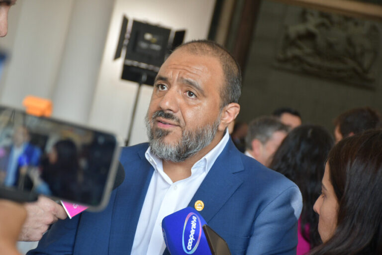 Ministro Ávila tras polémico procedimiento en Talcahuano: 