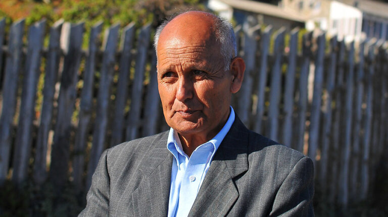 Confirman muerte de Manuel Araya, exsecretario y chófer de Pablo Neruda