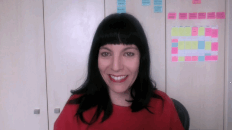 Daniela Viviani y su libro 