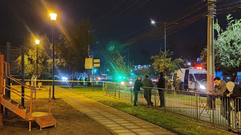 Talca: Encuentran el cuerpo sin vida de un menor de edad en la vía pública