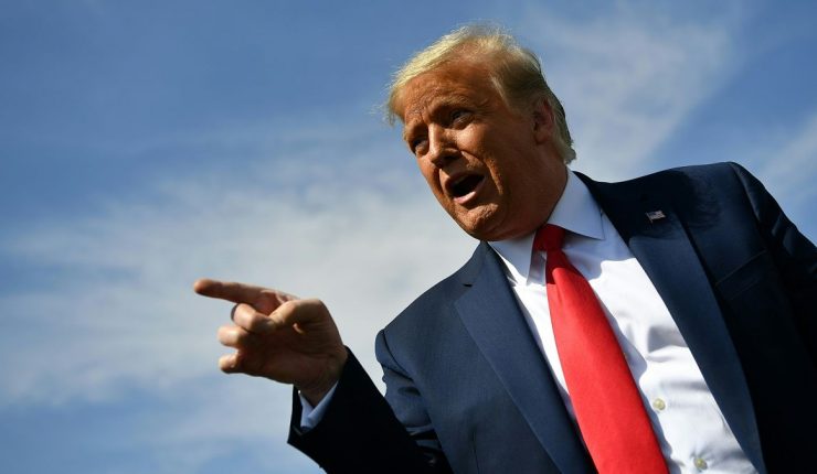 Investigación documentos clasificados: Fuente aseguró a CNN que acusaron formalmente a Trump