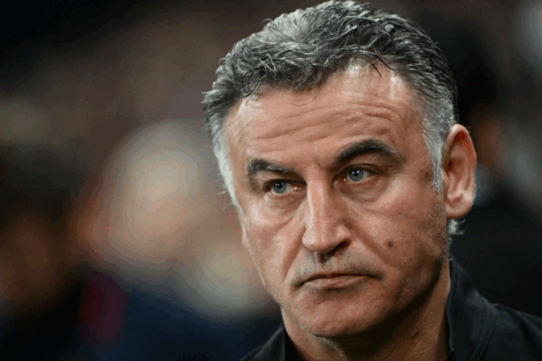 Detienen al entrenador del PSG y a su hijo por sospechas de actitudes racistas