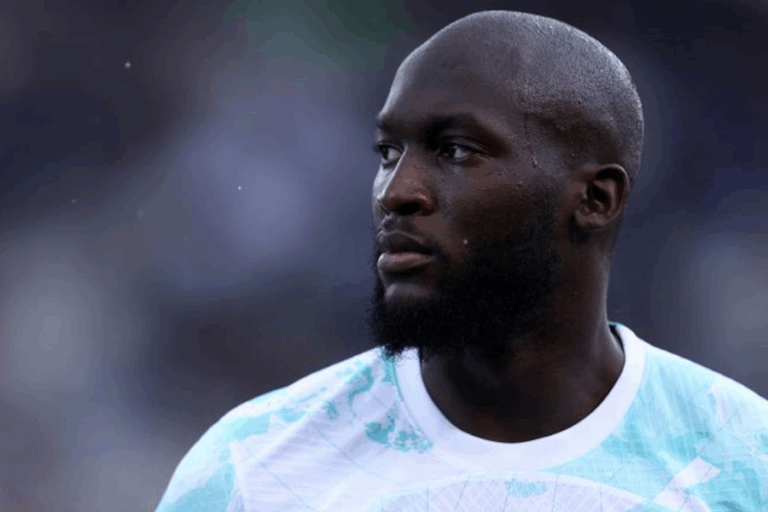 Lukaku dice que los mejores futbolistas podrían formar sindicato contra el racismo: 