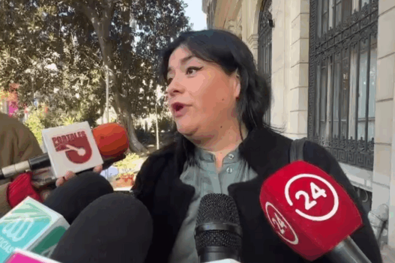 Consejera se enteró por la prensa de su supuesta desaparición: 