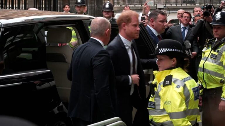 La dura acusación del príncipe Harry en el juicio contra medios británicos por escuchas telefónicas