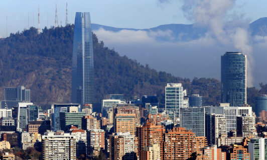 Banco Mundial mejora sus perspectivas para Chile y proyecta una caída de 0,4% del PIB en 2023