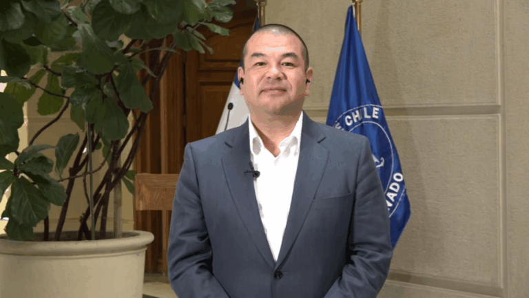 Superintendente lamenta dichos de Vivanco: 