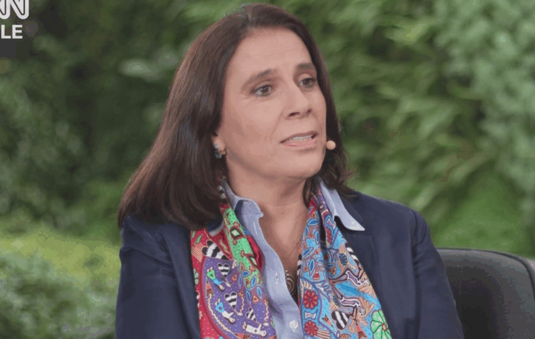Antonia Urrejola en Influyentes: 