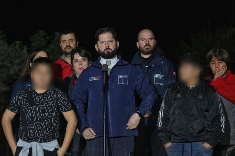 Alcalde de Talagante exige disculpas tras noticia falsa sobre niños que acompañaron al presidente Boric en punto de prensa