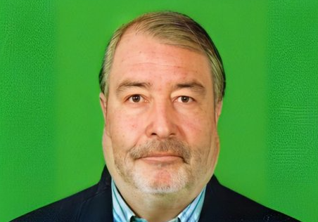 Formalizarán al padre del senador Macaya por denuncia de abuso sexual infantil reiterado