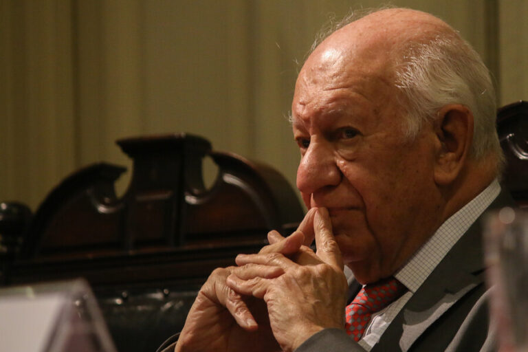 Ricardo Lagos por el CAE: 