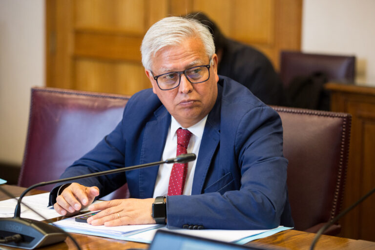 Senador Saavedra y responsabilidades políticas en Caso Convenios: 