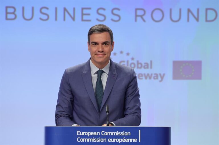 Pedro Sánchez ve posible ratificar este semestre el acuerdo de la Unión Europea con Chile