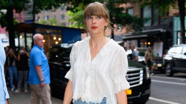Look de la semana: Taylor Swift defiende la falda pantalón de verano