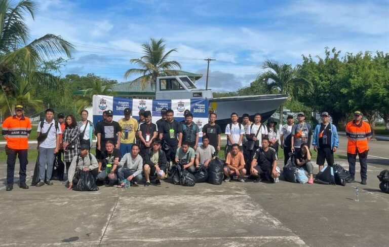 Colombia: Rescatan a 30 migrantes de origen chino que estaban en manos de traficantes