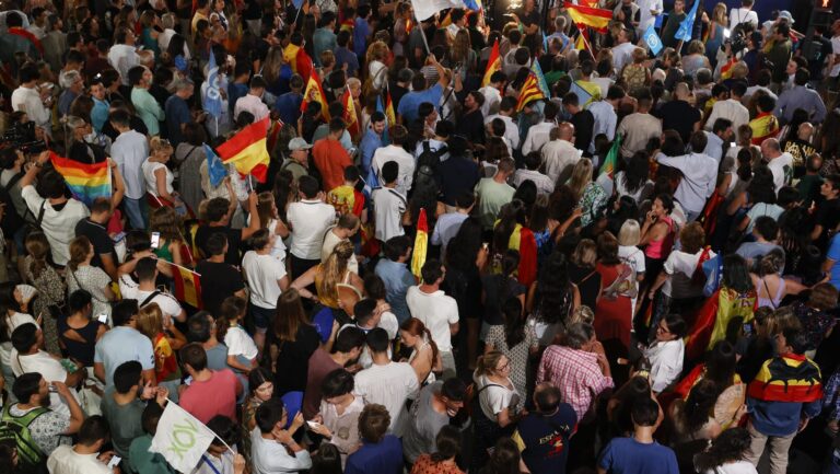 España tras las elecciones: ¿Qué necesita el Partido Popular y el PSOE de Sánchez para formar gobierno?