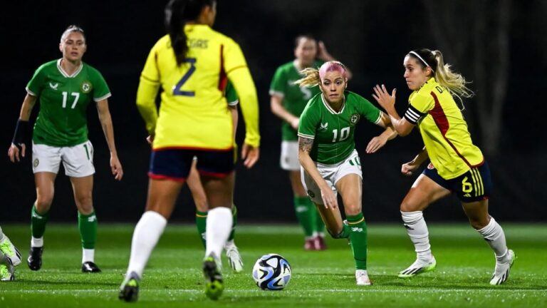 Partido de fútbol femenino entre Irlanda y Colombia terminó suspendido tras 20 minutos de juego