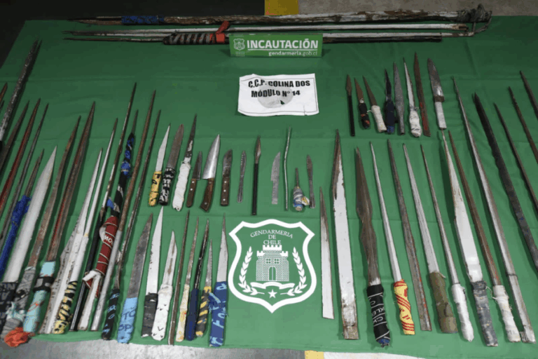 Allanamiento de cárceles a nivel nacional logró la incautación de más de mil armas y teléfonos celulares