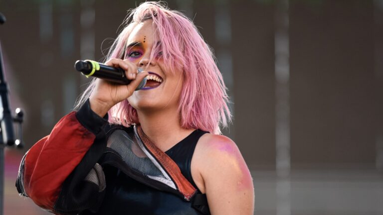 Camila Moreno reeditó su primer disco 