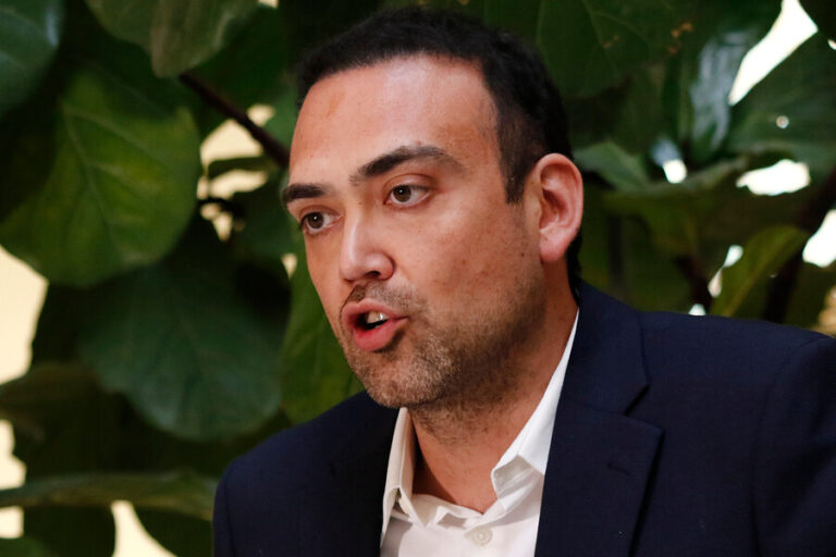 Bianchi acusa haber sido “amenazado” por Macaya y su familia tras presentar proyecto sobre delitos de abuso sexual