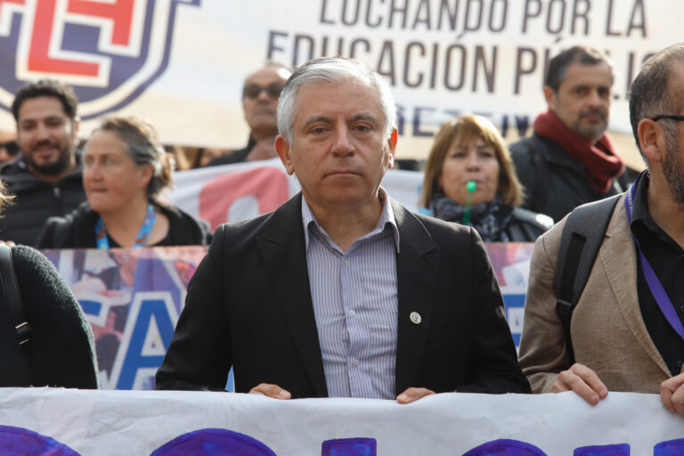 Colegio de Profesores tras AC contra ministro Ávila: 