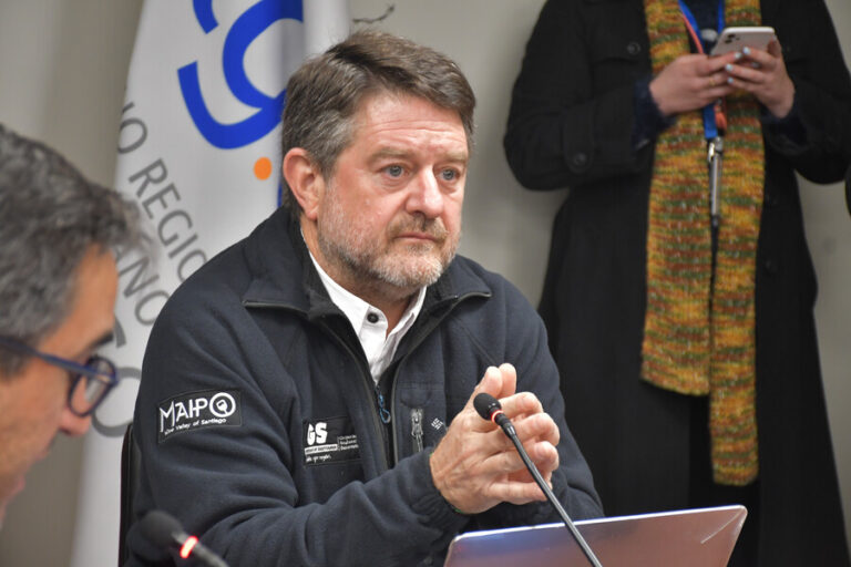 Gobernador Orrego critica proyecto Alto Maipo: “No es un proyecto viable ni bueno para Santiago