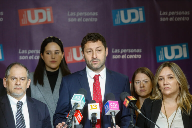 Diputados UDI condicionan la aprobación del presupuesto de Desarrollo Social a la renuncia de Jackson