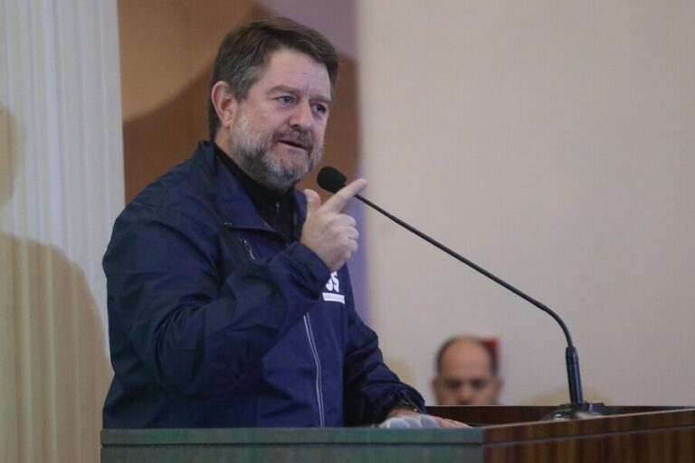 Gobierno de Santiago niega contrato con la Fundación Educacional Programa Presente: 