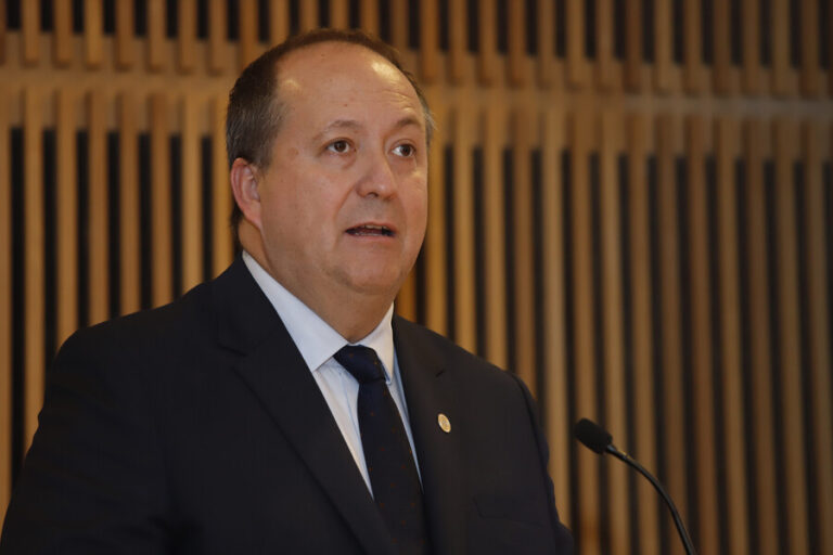 Fiscal Valencia no descarta que ministros Jackson y Montes sean citados a declarar en Caso Convenios