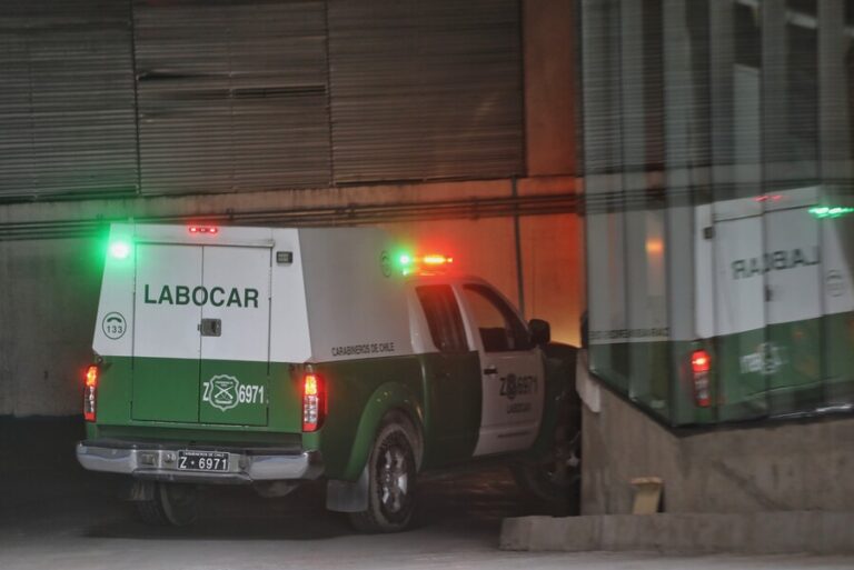 Detienen a una mujer vinculada con el robo de 23 computadores desde el Ministerio de Desarrollo Social