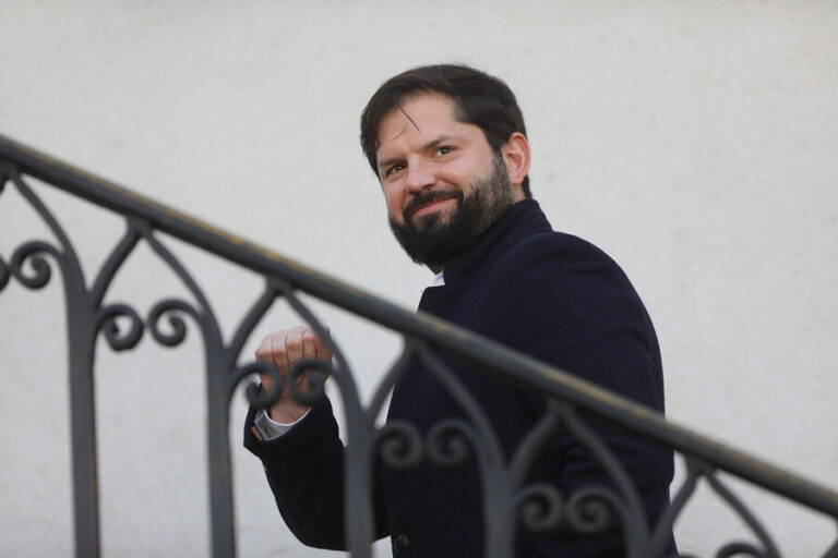 Presidente Boric por histórica disminución de la pobreza: 