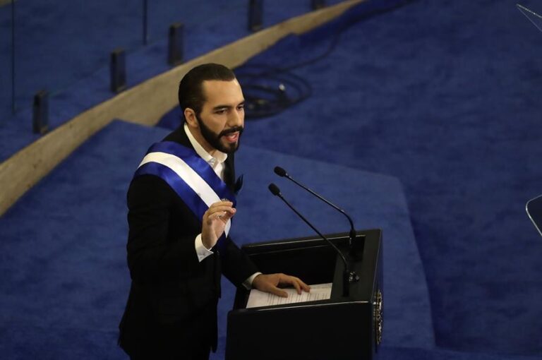 Partido de Bukele confirma que buscará la reelección presidencial en El Salvador