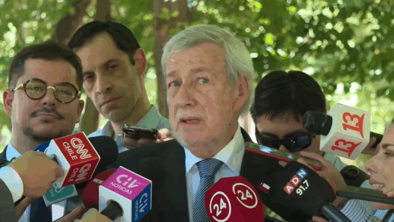 Canciller Van Klaveren dice que España 