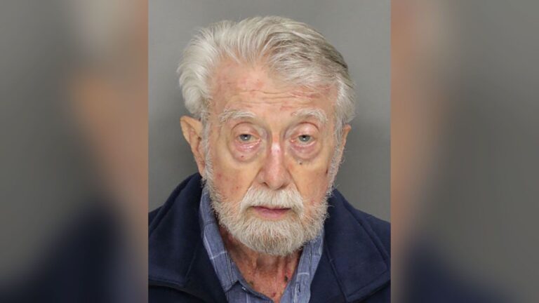 EE.UU: Ex pastor es acusado de secuestrar y matar a niña que caminaba a campamento bíblico en 1975