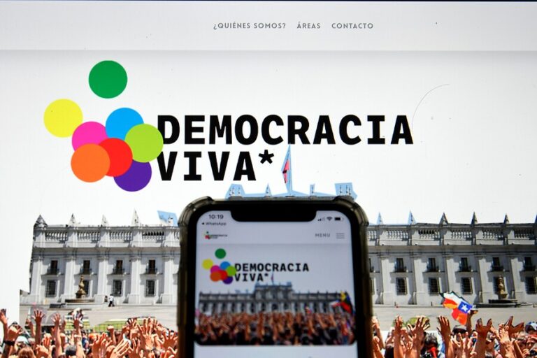 CDE alista querella contra Democracia Viva por irregularidades en la entrega de convenio y contratación de personas vinculadas