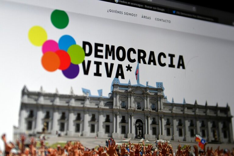 Columa de Pedro Fierro: Democracia Viva, distorsión y malestar