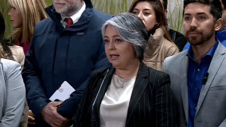 Jara destaca reunión con partidos por reforma de pensiones: 