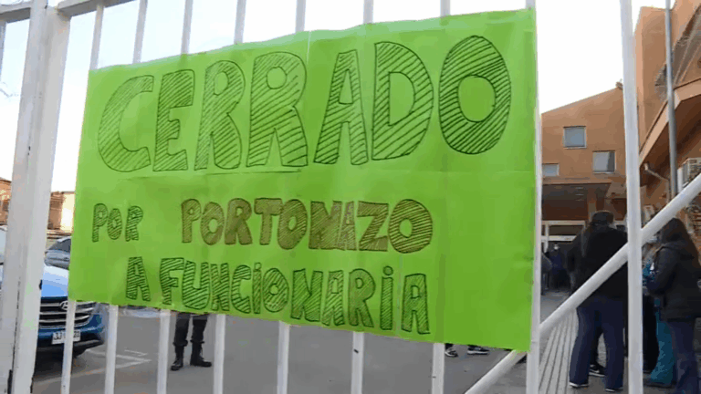 Funcionaria fue víctima de intento de portonazo mientras ingresaba a Cesfam de Pedro Aguirre Cerda