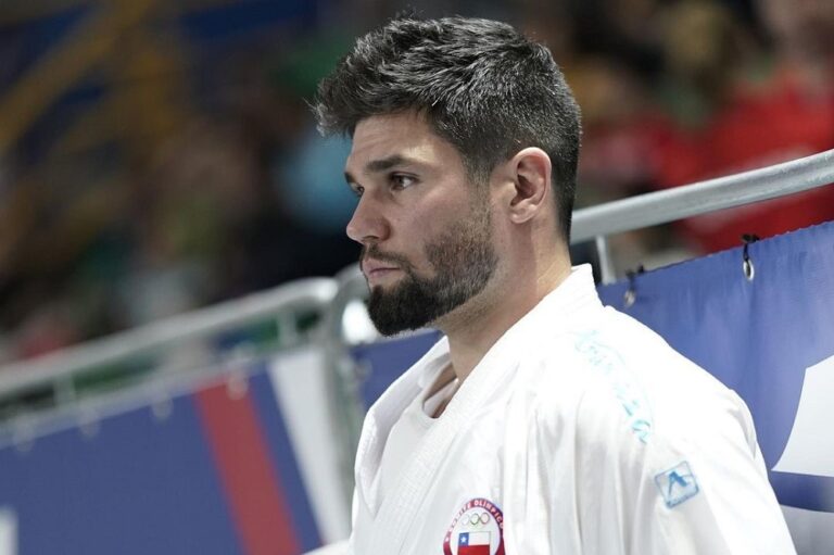 Resiliencia de karateka: Rodrigo Rojas, trimedallista panamericano que buscará el oro en Santiago 2023